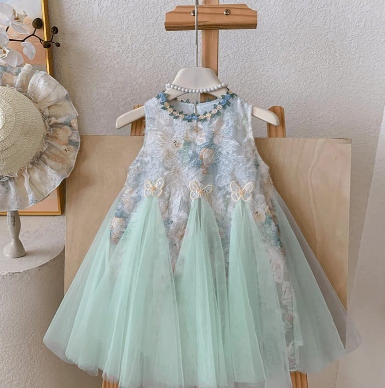 Vestido de Festa Infantil Florzinhas e Borboletas
