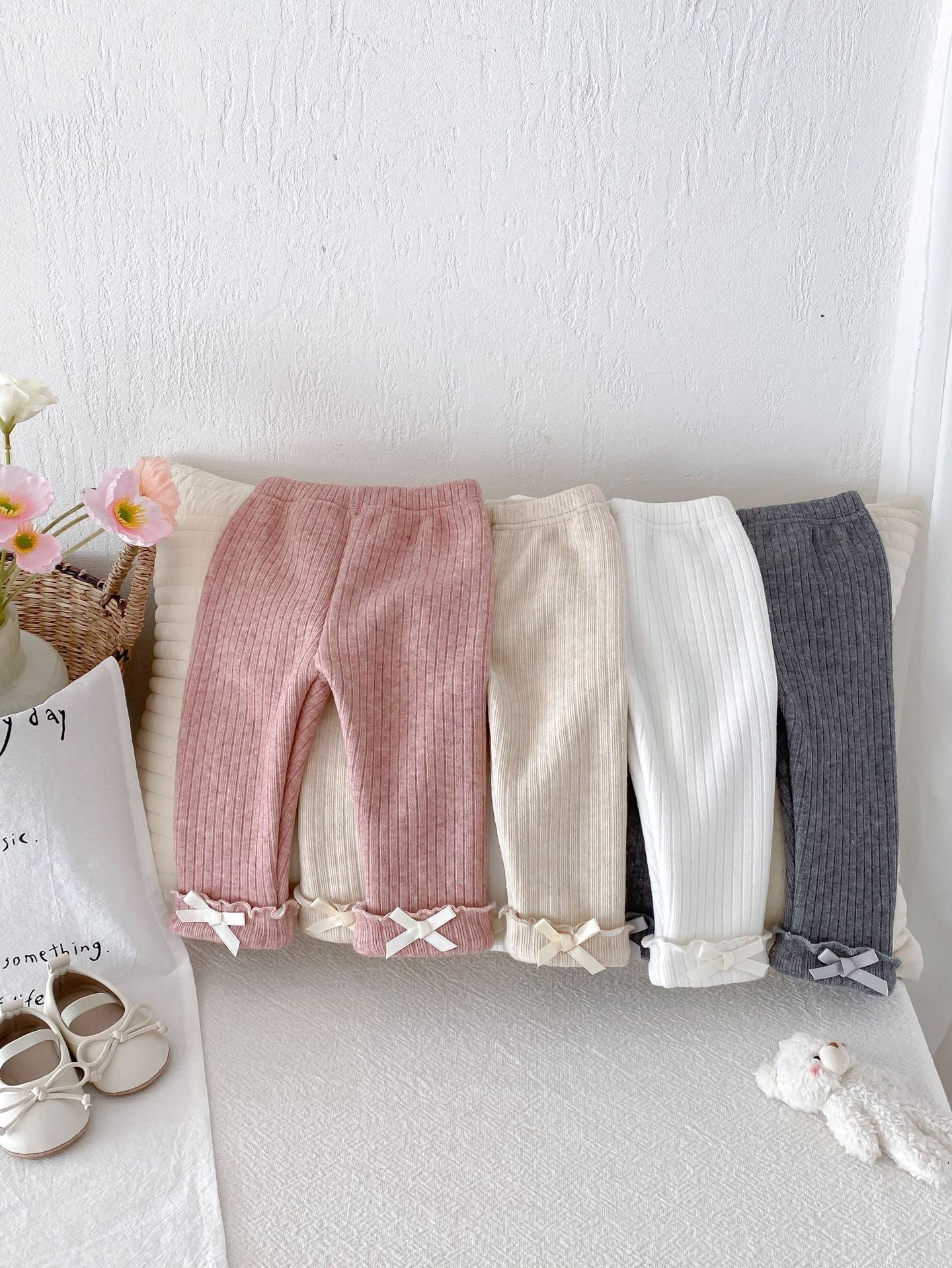 Calça Infantil Feminina Forrada Lacinhos