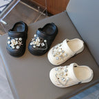 Crocks Infantil com Flor e Pérolas