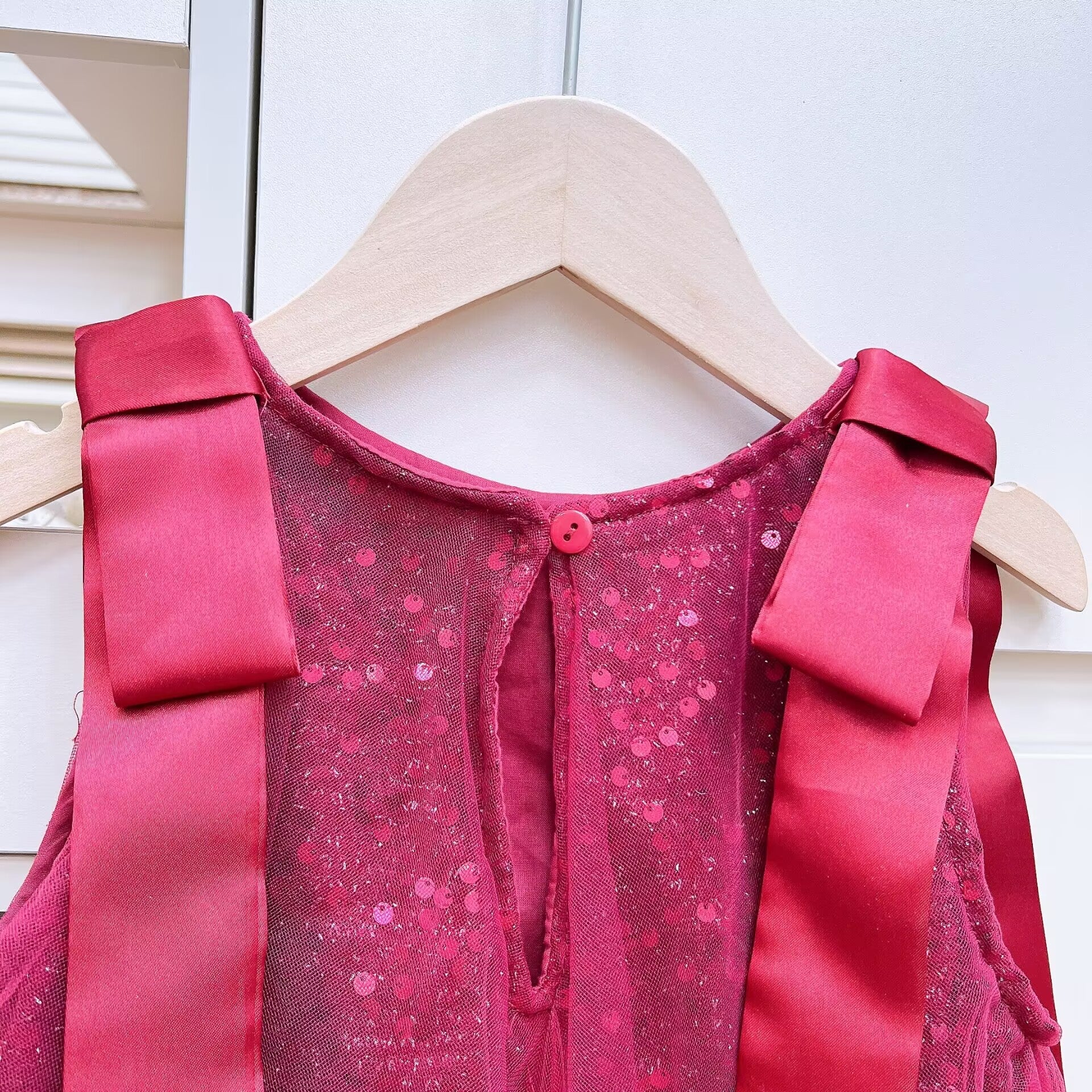 Vestido Infantil De Tule Brilhante Lacinho
