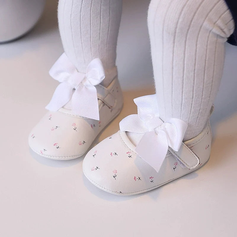 Sapato Infantil Florzinhas Lacinho
