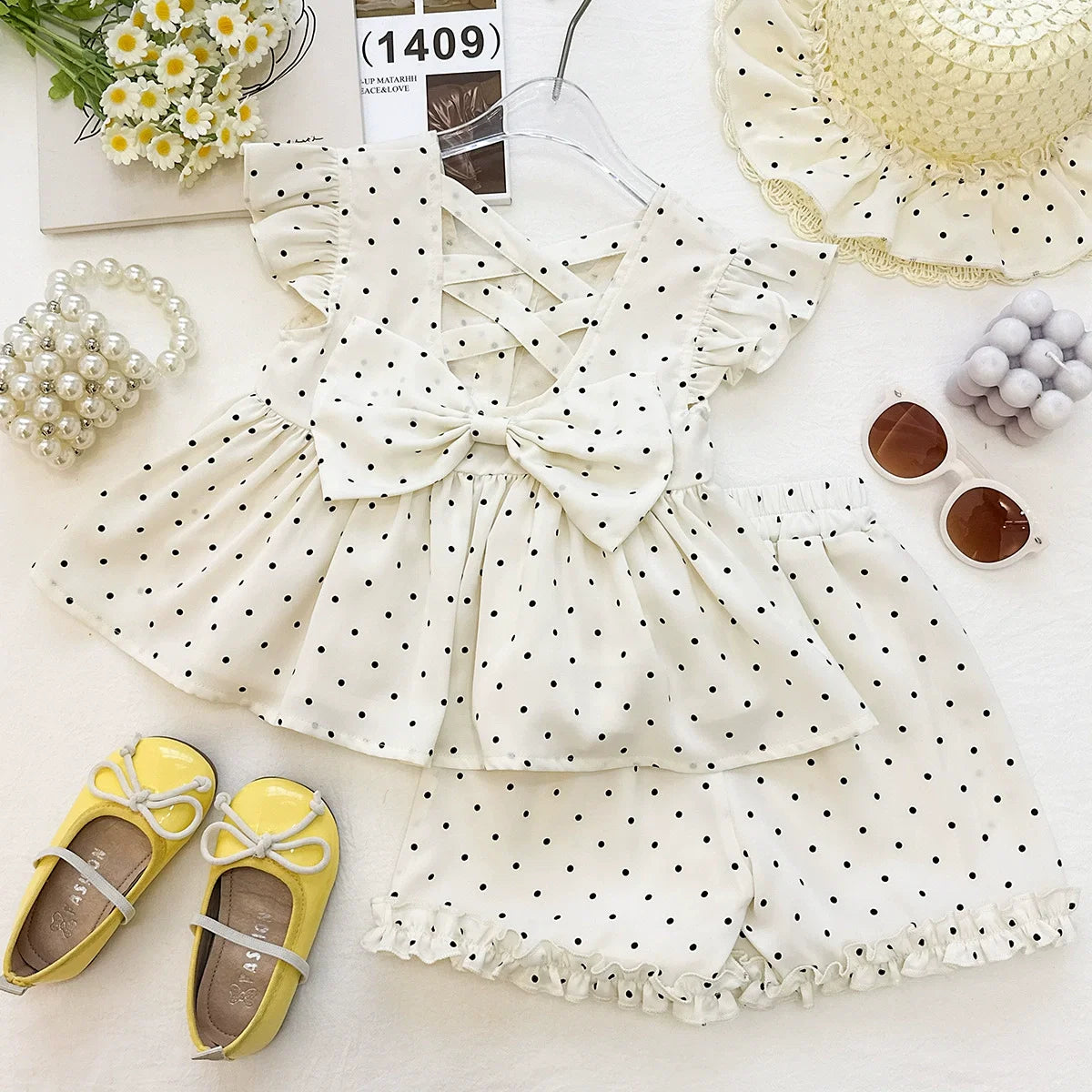 Conjunto Infantil Feminino Bolinhas e Pérolas