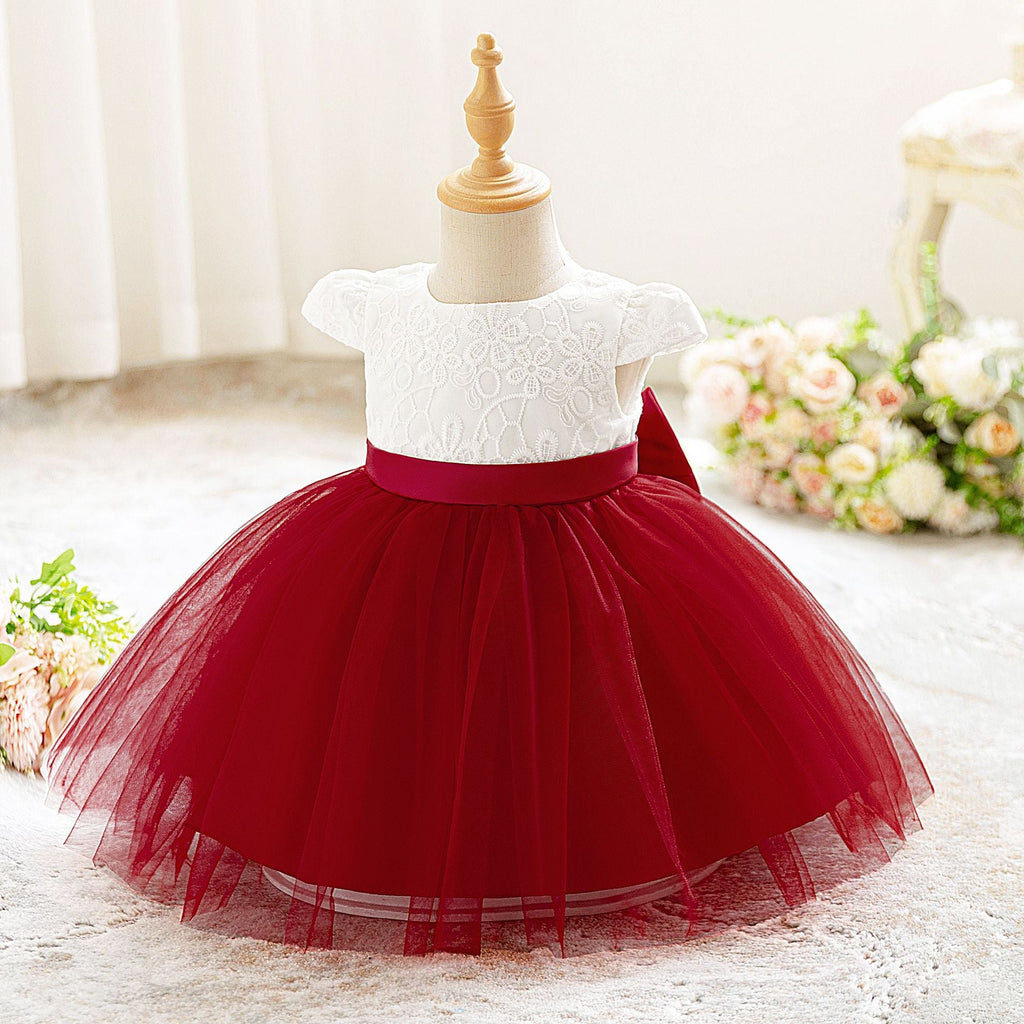 Vestido de Festa Renda e Saia Tule
