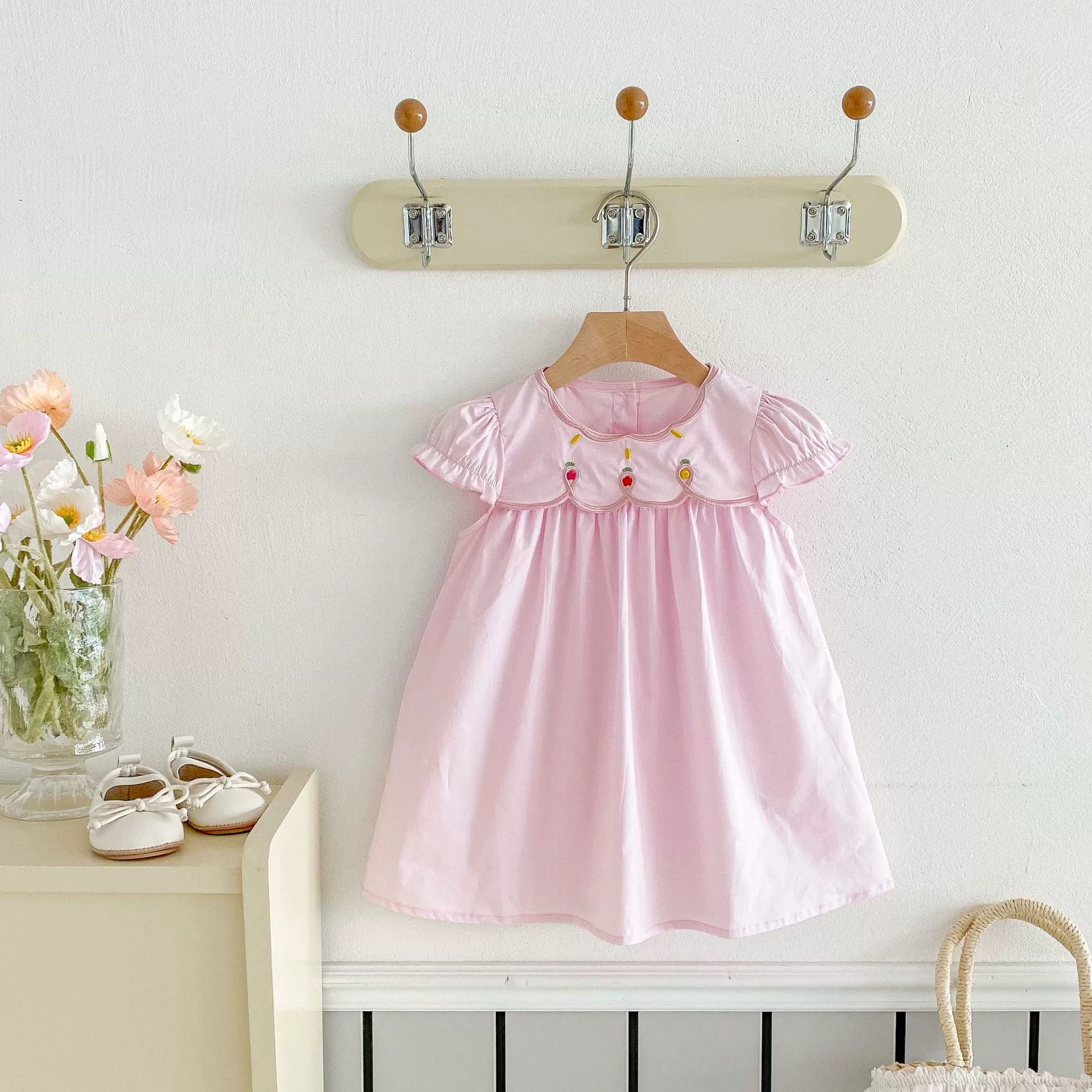 Vestido Infantil Florzinhas e Manga Babadinhos