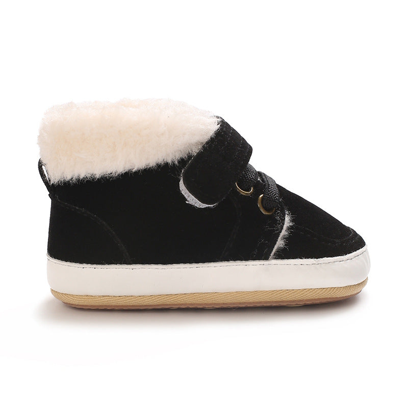 Bota Infantil Pelinhos e Velcro