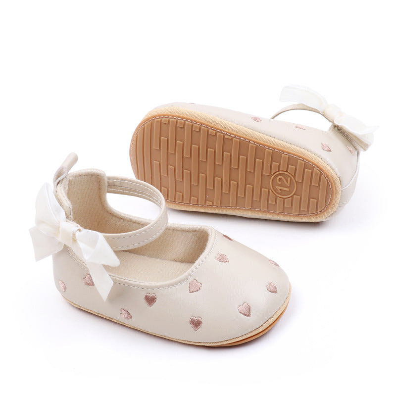 Sapato Infantil Feminino Coraçõeszinhos