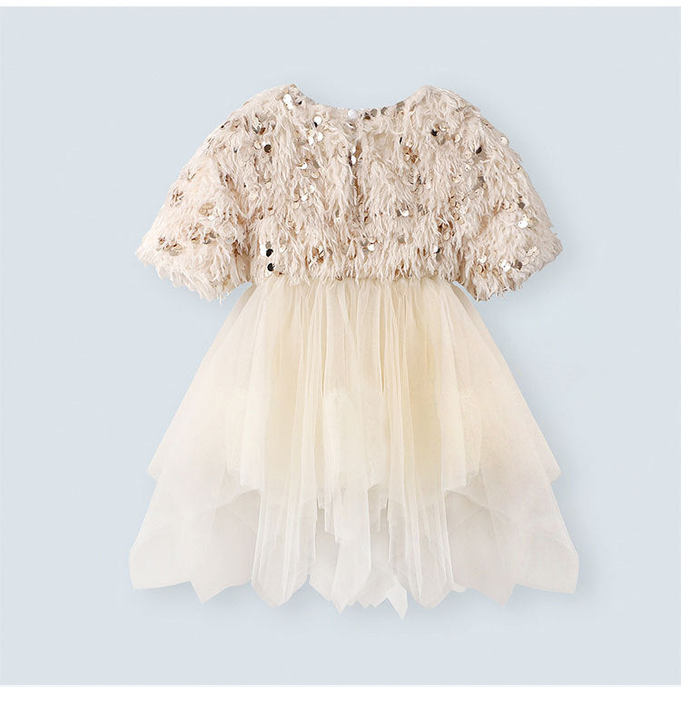 Vestido Infantil Plumas e Lantejoulas
