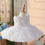 Vestido Infantil de Festa Lantejoulas e Plumas