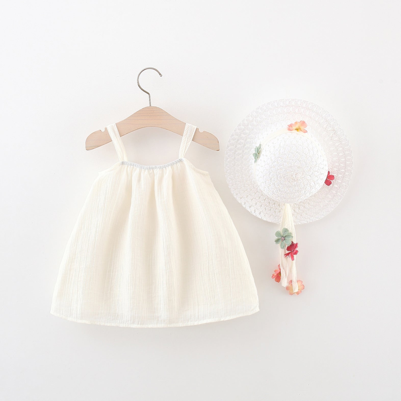 Vestido Infantil com Flores + Chapéu