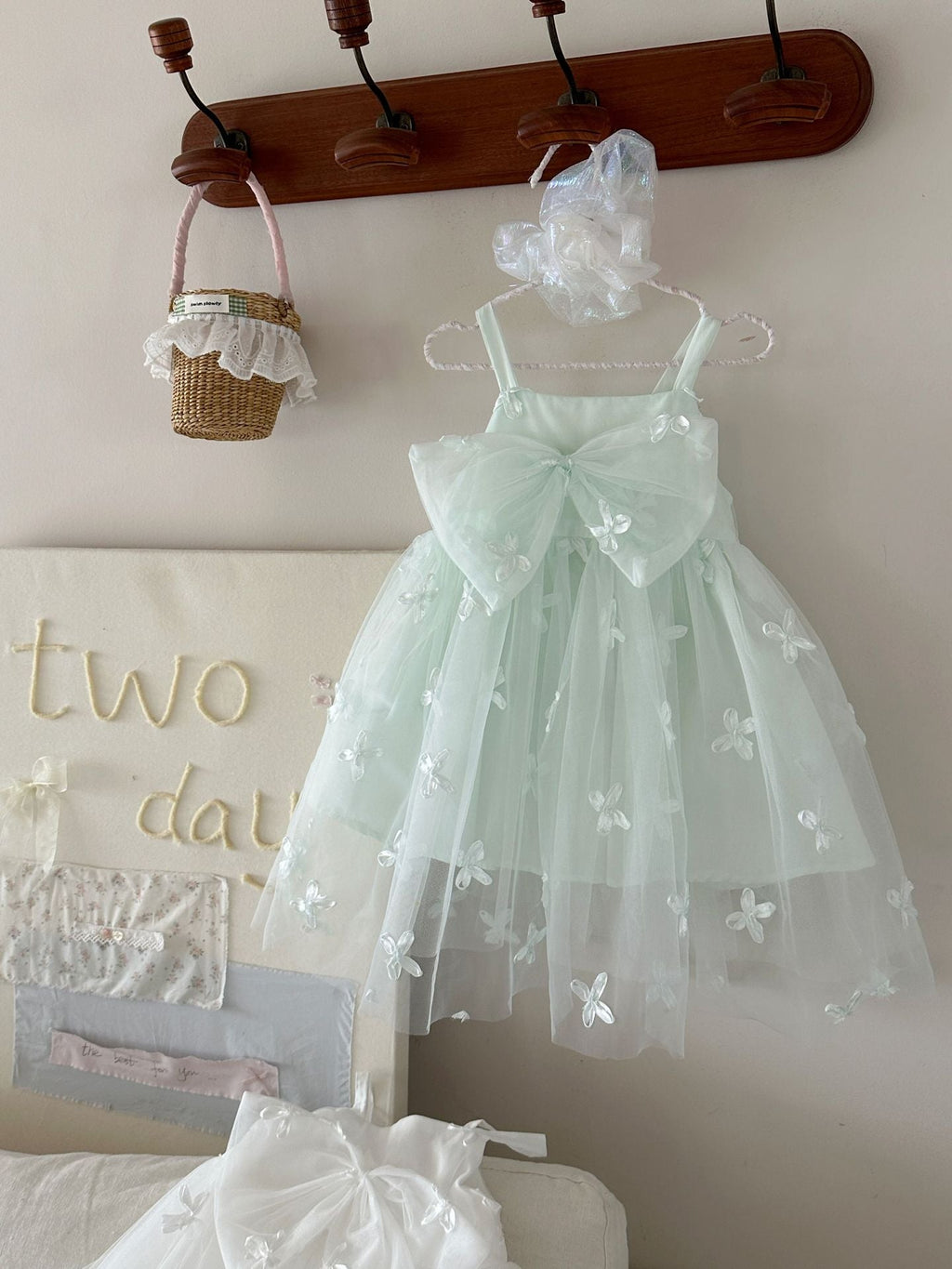 Vestido Infantil de Tule Flores Lacinho
