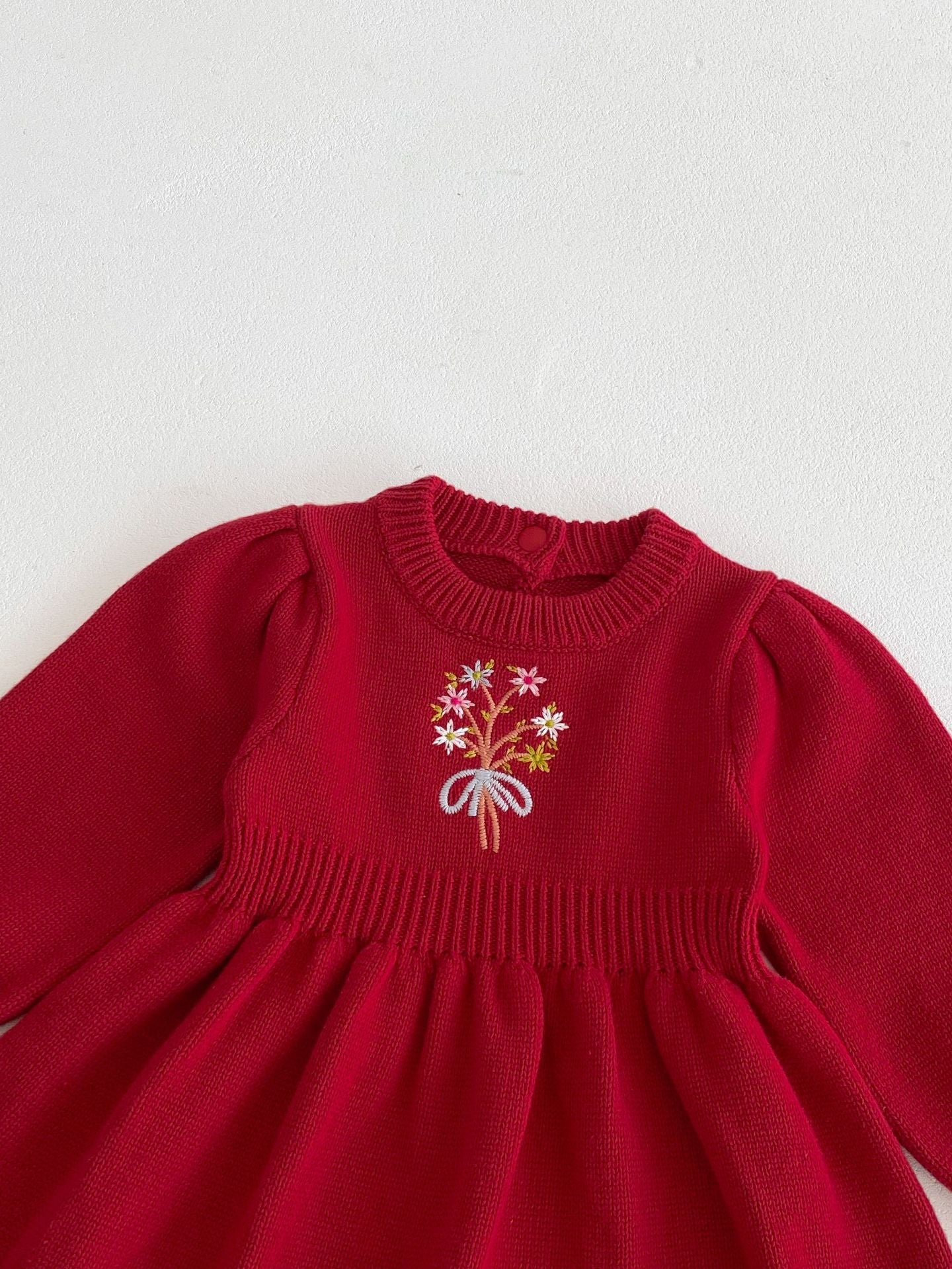 Vestido Infantil de Tricô com Florzinha