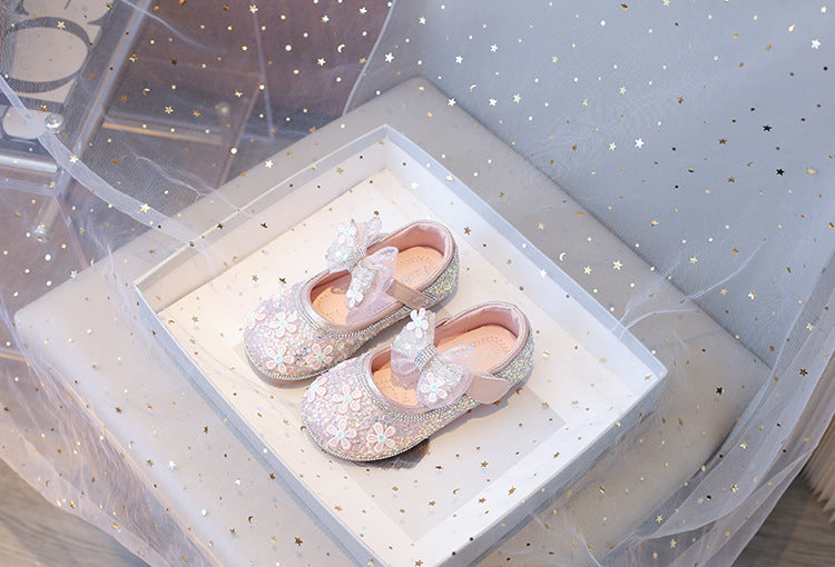 Sapato Infantil Feminino Florzinhas e Brilhos