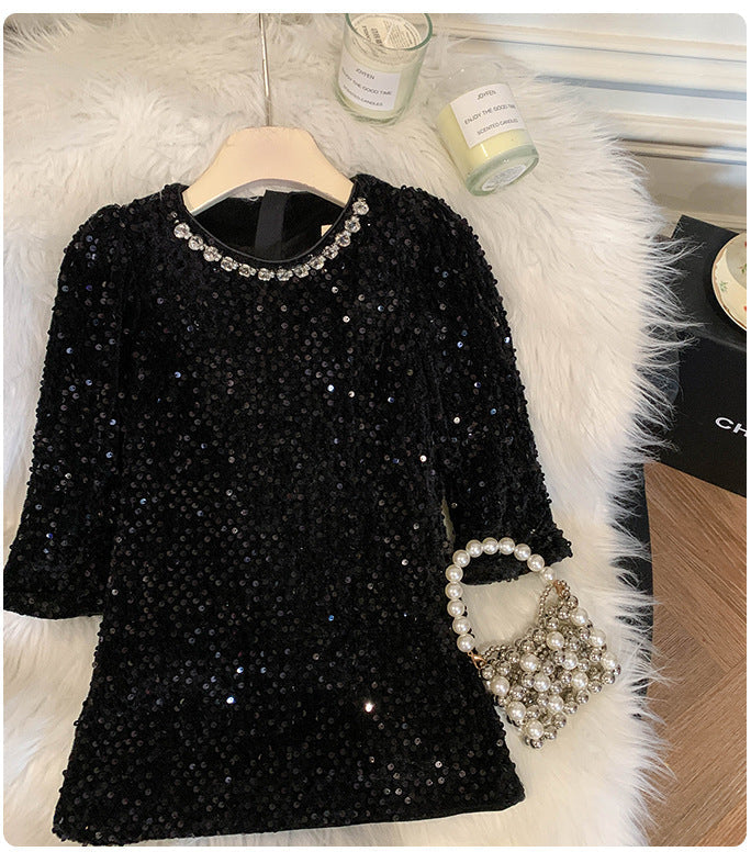 Vestido Infantil Preto de Lantejoulas