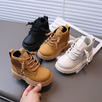 Bota Infantil Conforto com Cadarço