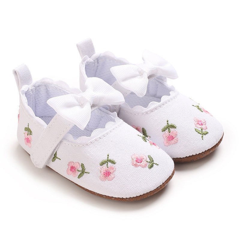 Sapato Infantil Florzinhas e Lacinho