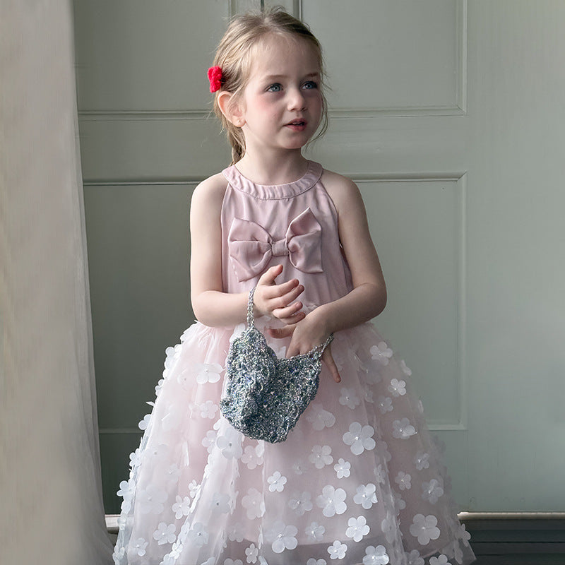 Vestido Infantil com Lacinho e Florzinhas