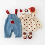 Conjunto Infantil Jardineira + Blusa Maçãzinhas