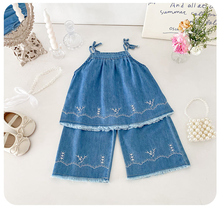 Conjunto Infantil Jeans Bordadinhos