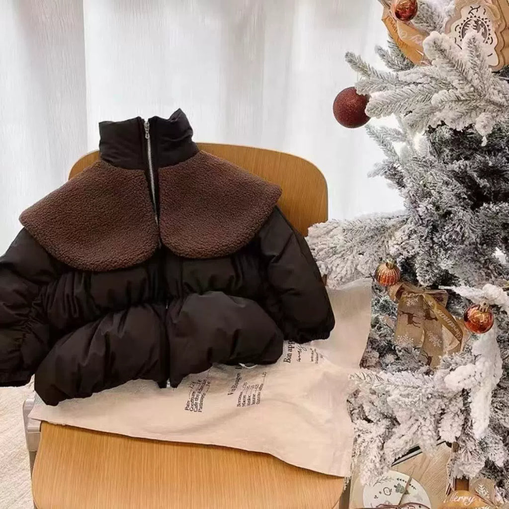 Casaco Infantil com Gola Pelinhos