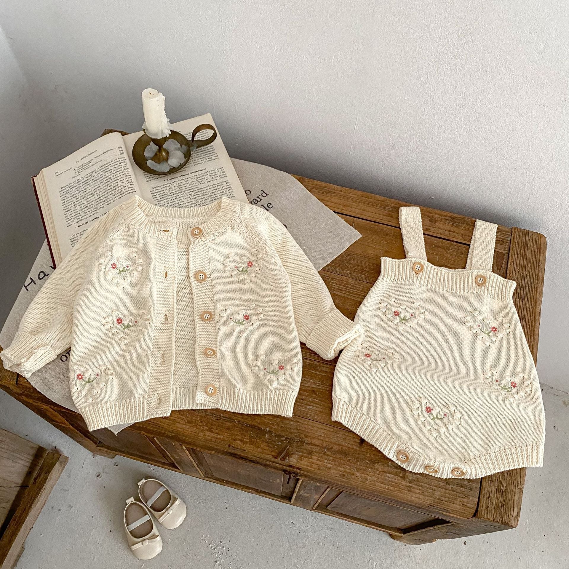 Conjunto Infantil Feminino Tricô Florzinhas