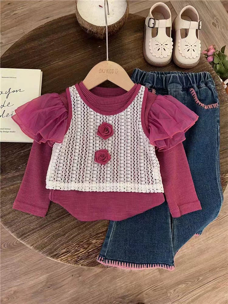 Conjunto Infantil Florzinhas e Jeans