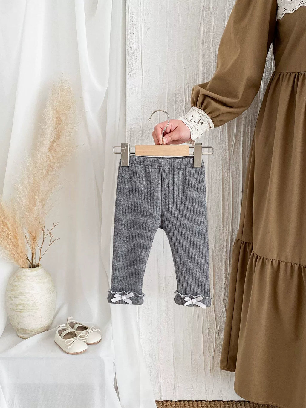 Calça Infantil Feminina Forrada Lacinhos