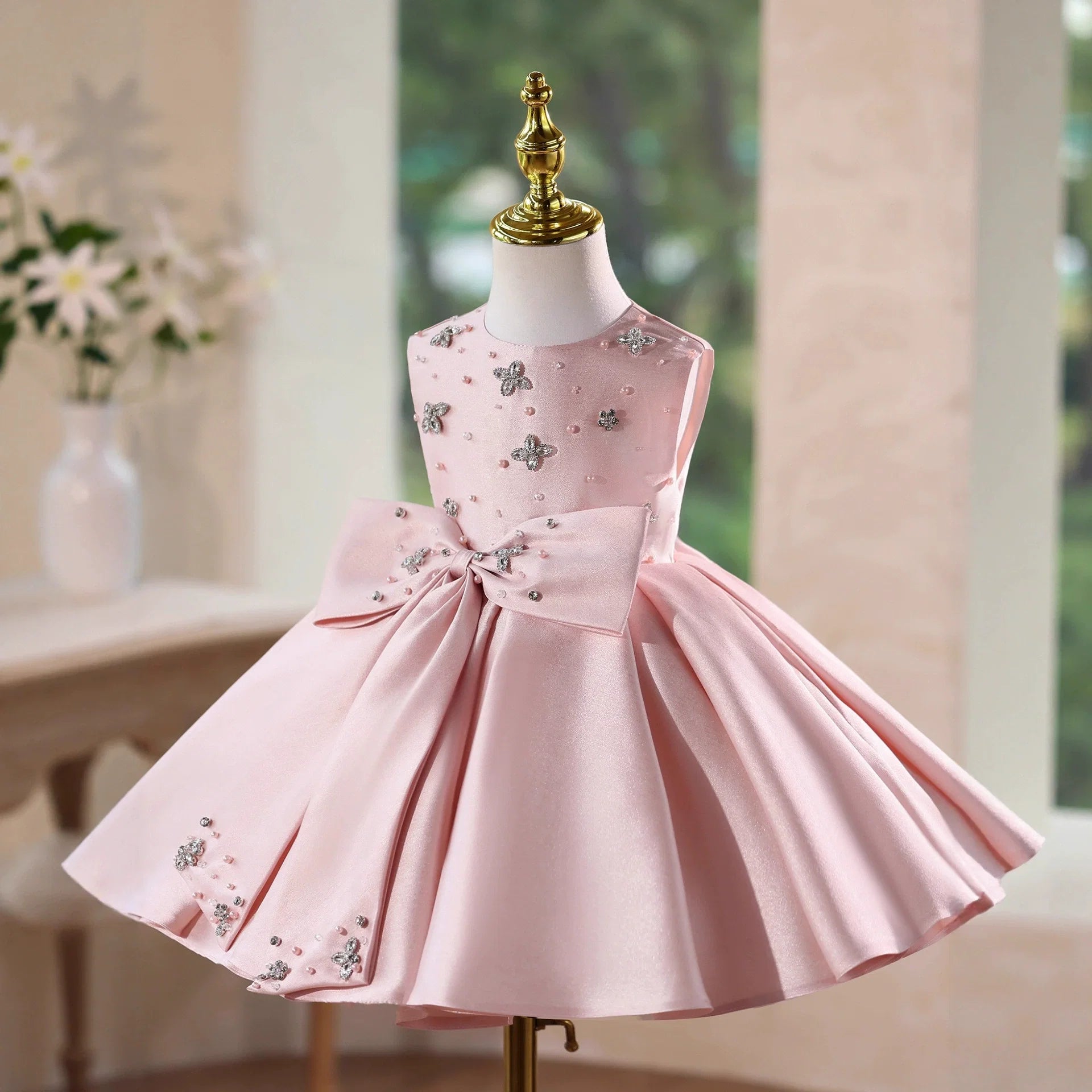 Vestido de Festa de Cetim Lacinho e Pedras