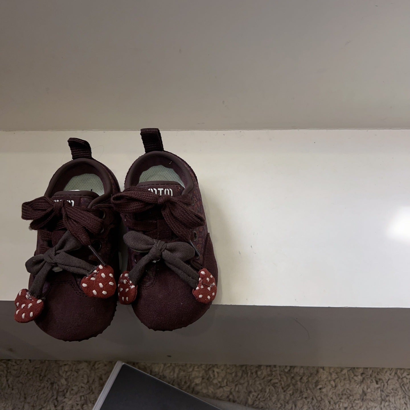 Tênis Infantil Velcro Morango