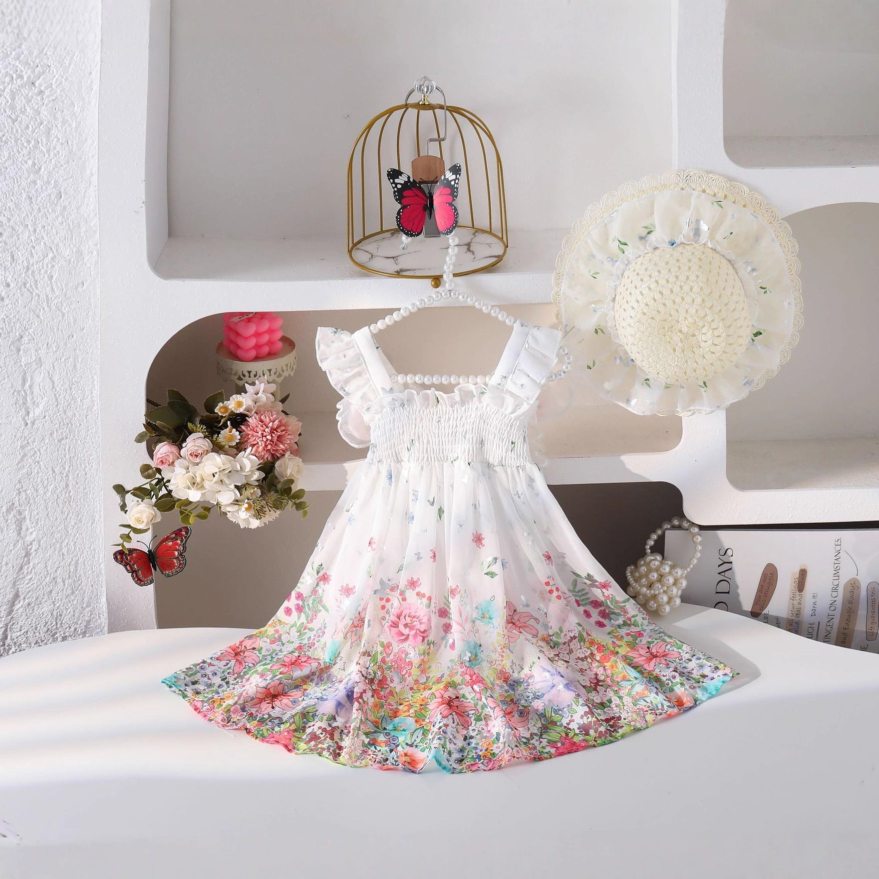 Vestido Infantil Flores com Asas