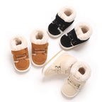 Bota Infantil Pelinhos e Velcro