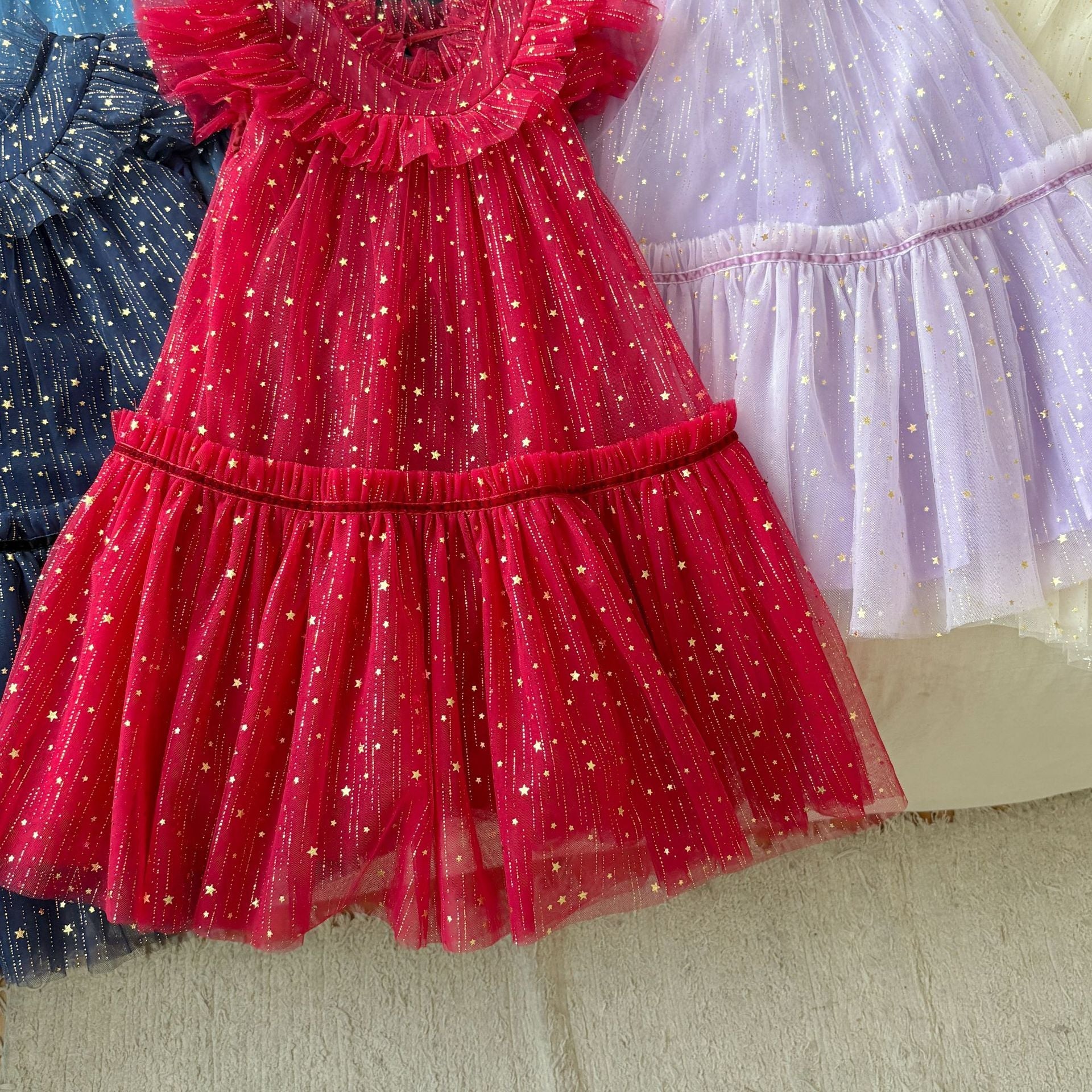 Vestido Infantil Tule com Estrelinhas