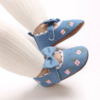 Sapato Infantil Florzinhas e Lacinho