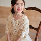 Vestido Infantil Plumas e Lantejoulas
