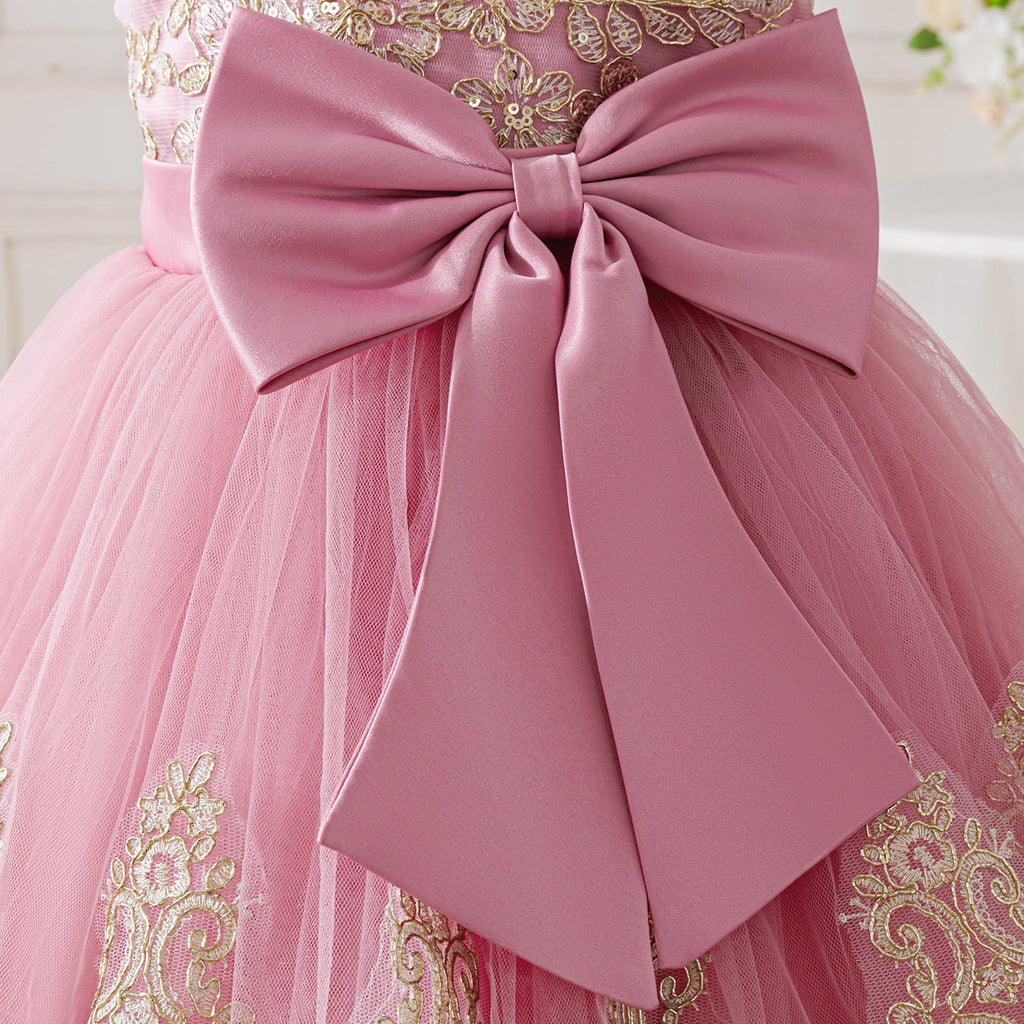 Vestido de Festa Rendado com Laço