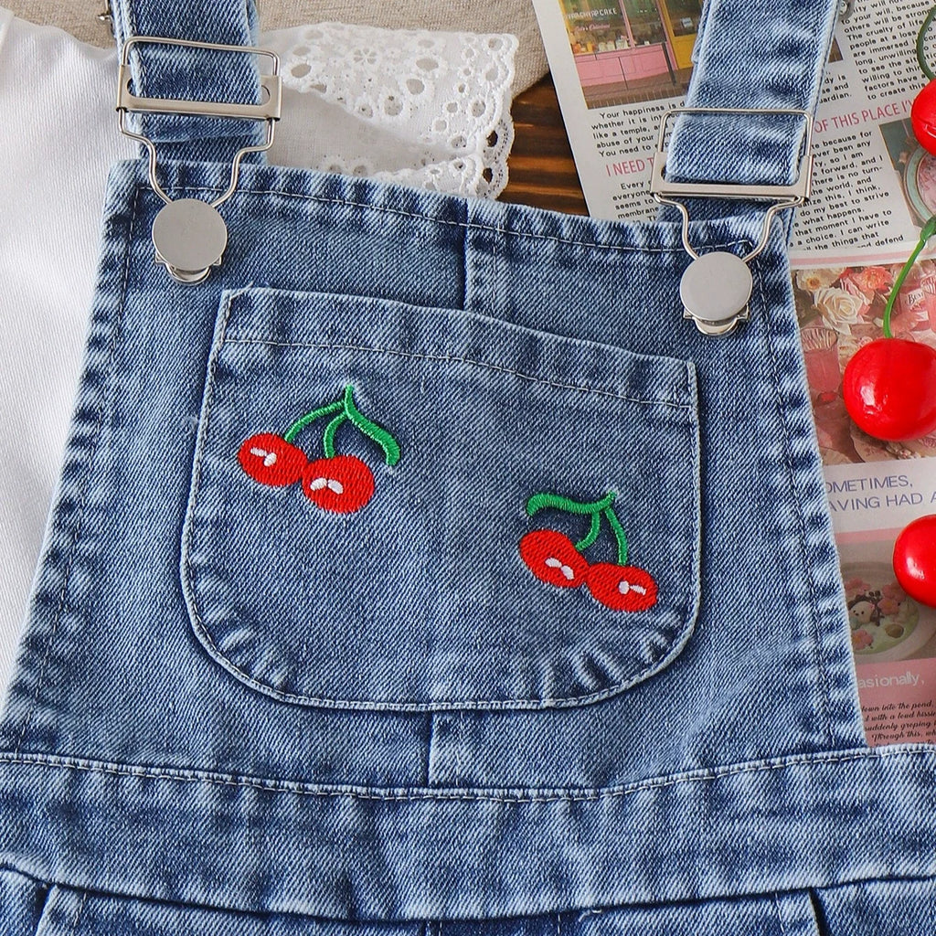 Jardineira Jeans Cerejinha + Blusinha