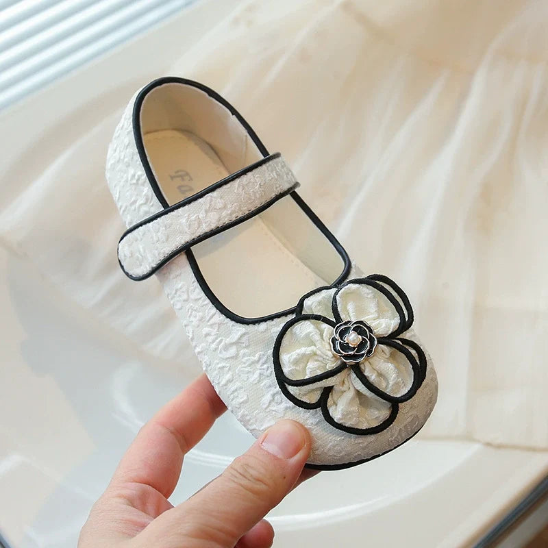 Sapato Infantil Feminino Delicado Florzinha