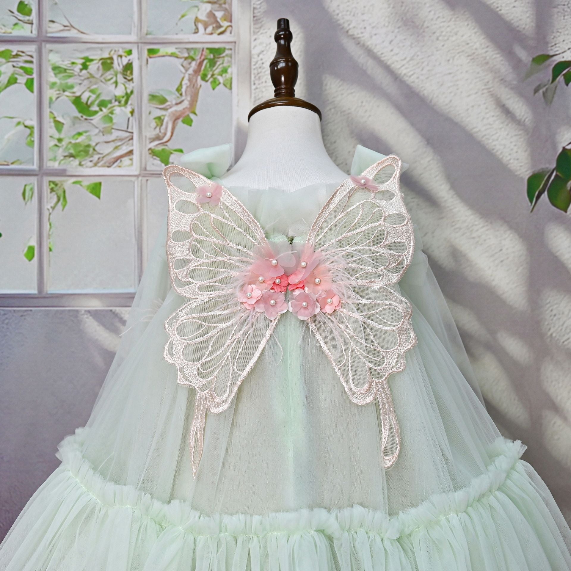 Vestido Infantil Tule Flores e Asinha