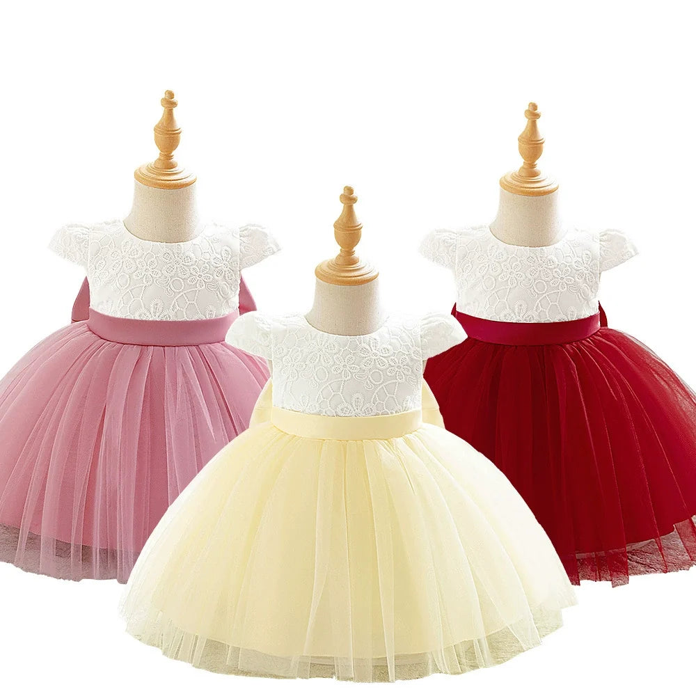 Vestido de Festa Renda e Saia Tule