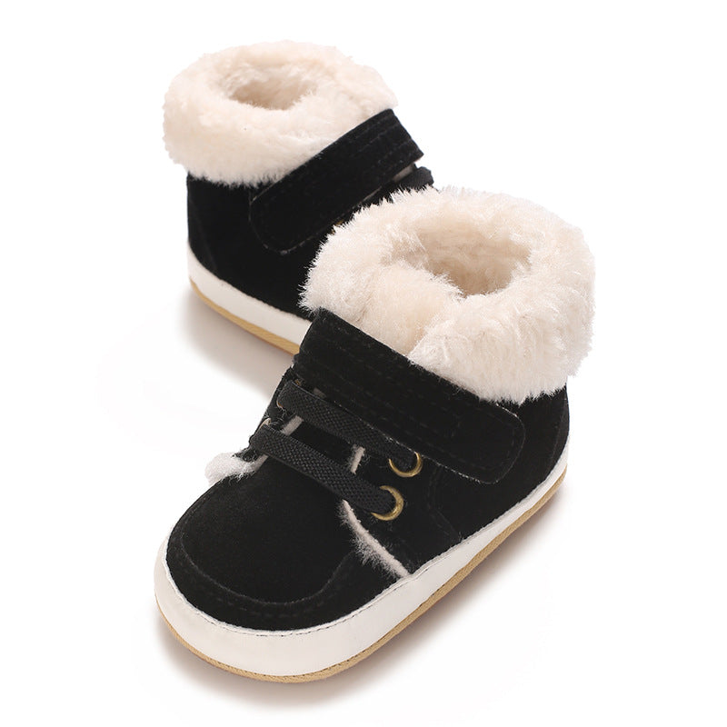Bota Infantil Pelinhos e Velcro