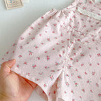 Conjunto Infantil Feminino Rendinha e Florzinhas