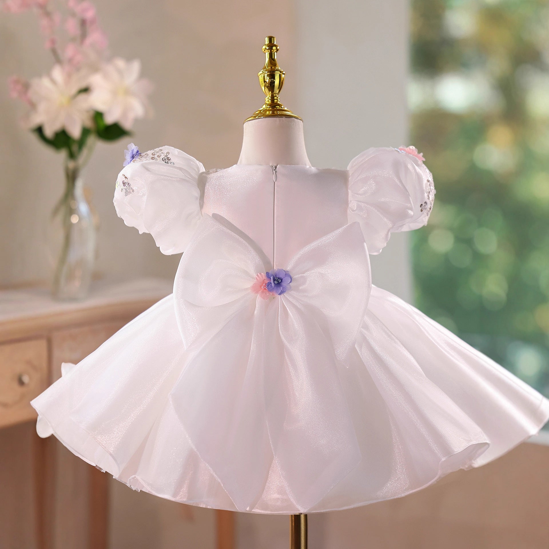 Vestido de Festa Branco Flores