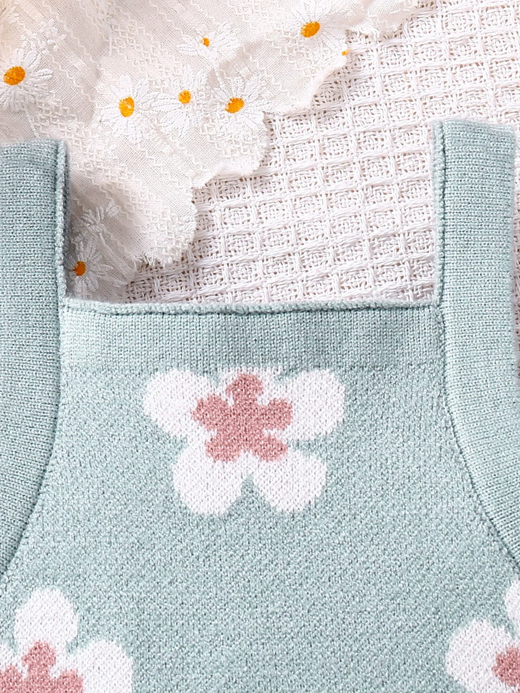 Body Infantil de Tricô Florzinhas