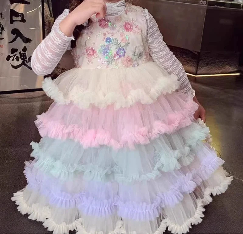 Vestido Infantil Florzinhas e Tule Colorido