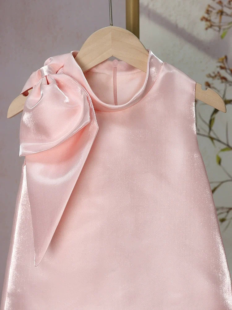 Vestido Infantil Laço e Plumas