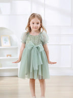 Vestido Infantil Lantejoulas e Tule