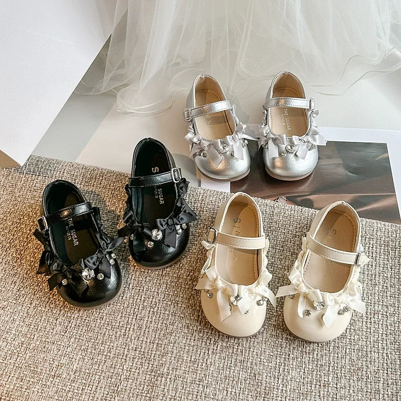 Sapato Infantil Feminino Pedras e Lacinhos