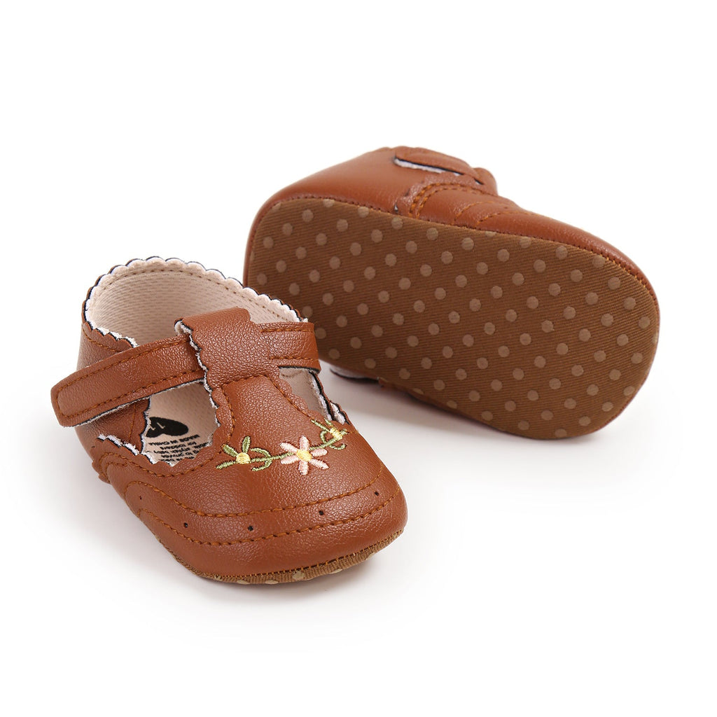 Sapato Infantil Feminino Bordado Florzinhas