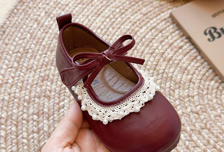 Sapato Infantil Feminino com Pérolas Lacinho