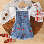 Jardineira Jeans Cerejinha + Blusinha