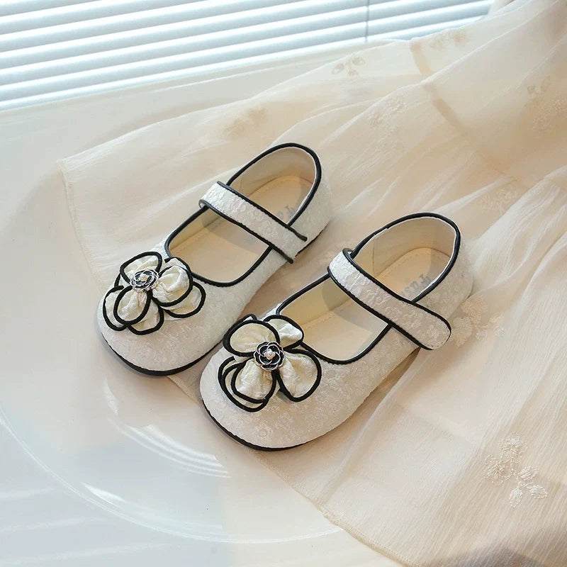 Sapato Infantil Feminino Delicado Florzinha